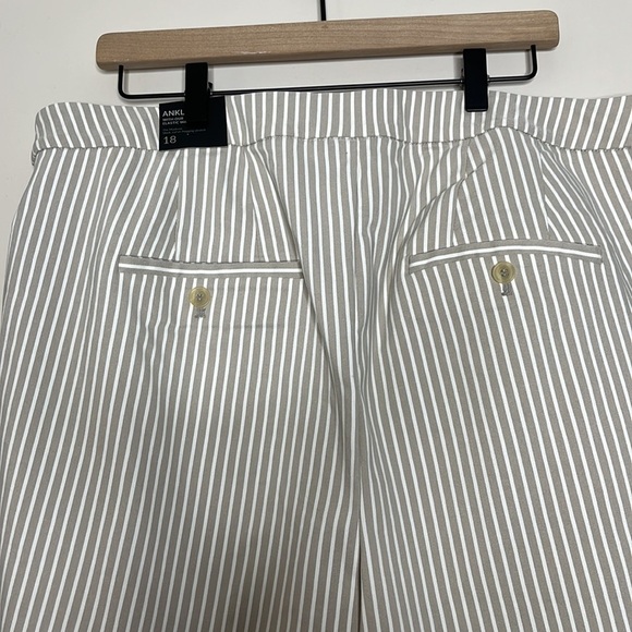 Lane Bryant NWT Madison Ankle white tan stripe no-gap elastic waistband size 18 - Picture 4 of 8